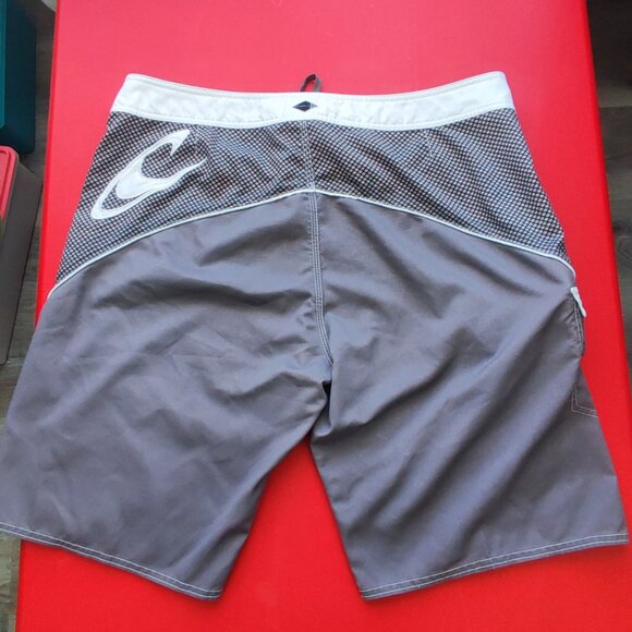 O'Neill board short grey men's size 38 - Picture 3 of 8